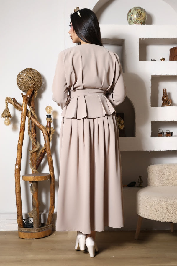 KEMER DETAYLI BLUZ ETEK TAKIM