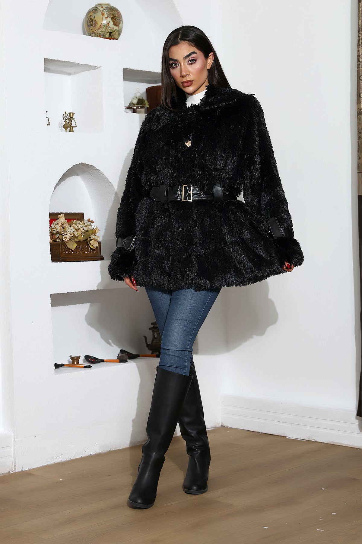 DERİ KEMERLİ KÜRK